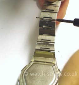 Casio Watch Straps Metal Bracelet Link Removal: Extracting the link pin